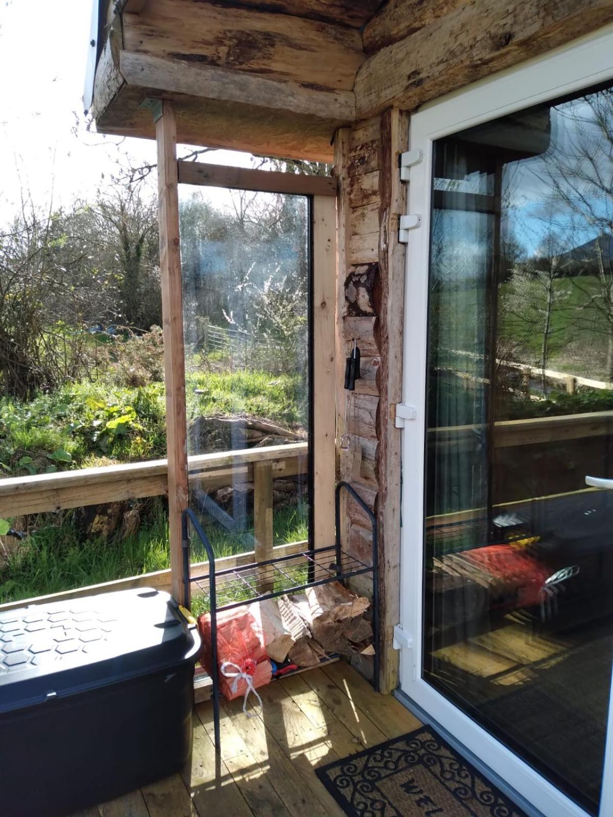 Riverside Cabin Limerick Luaran gambar