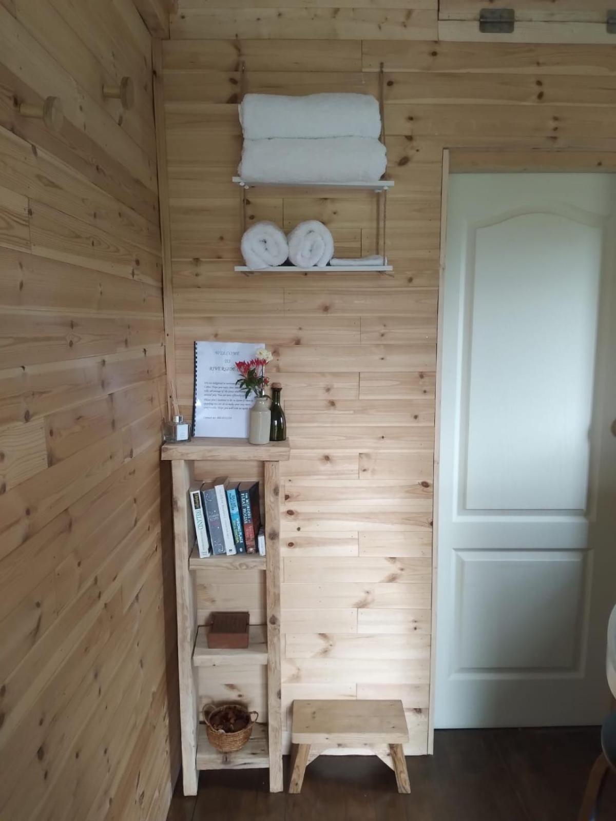 Riverside Cabin Limerick Luaran gambar
